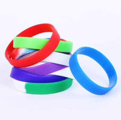 Pulseras promocionales de la goma de silicona, pulseras de encargo del silicón coloridas