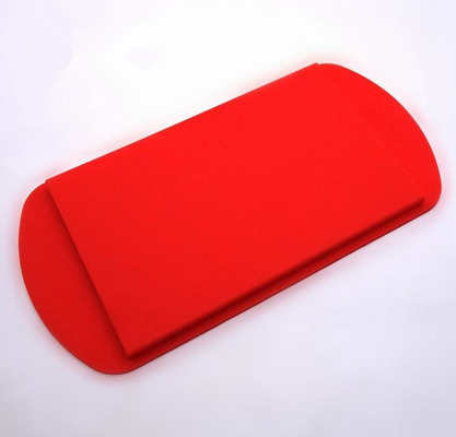 El mini cubo de hielo del silicón del triángulo moldea el color negro rojo de 160 cavidades para el congelador