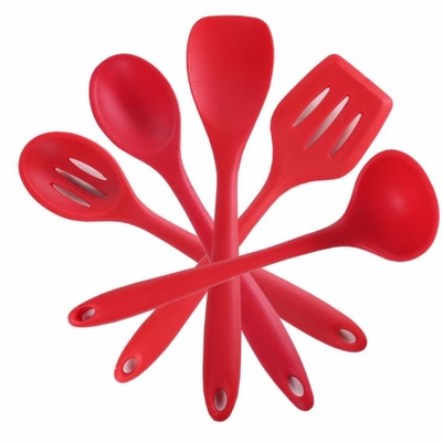 Silicón del color rojo de la categoría alimenticia que cocina sistemas de herramientas de la cocina 5 diversos estilos