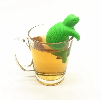 El animal del color verde formó los tamices del té del silicón de la categoría alimenticia de la tortuga