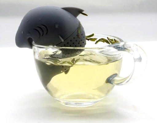El tiburón del estilo del animal de mar formó el té Infuser del silicón de la categoría alimenticia