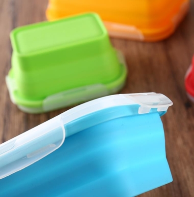 Sistema de la fiambrera plegable del silicón del contenedor de almacenamiento FDA de la comida del silicón 4 para los niños